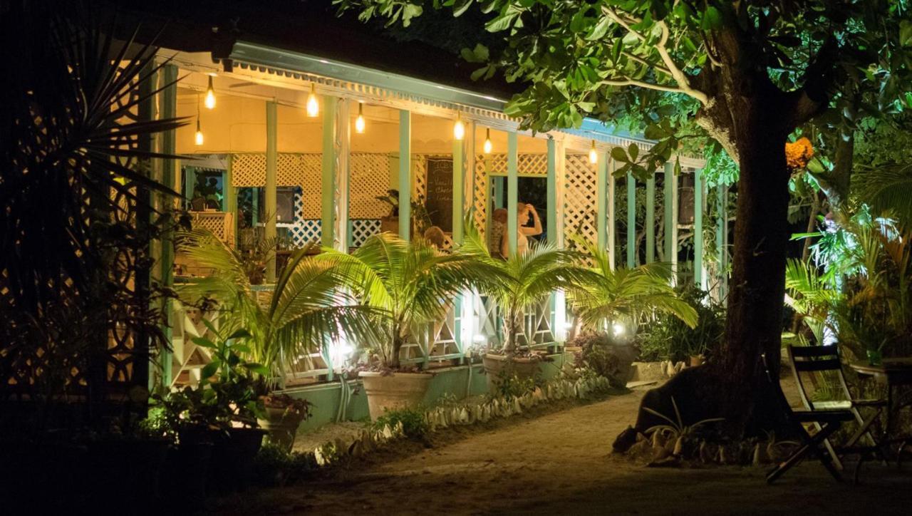 Oualie Beach Resort Nevis Ngoại thất bức ảnh